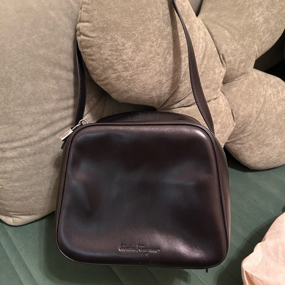Salvatore Ferragamo Purse - Picture 15 of 16